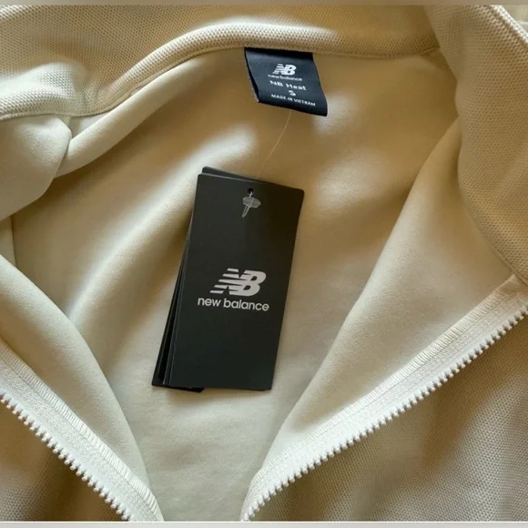 New Balance Post Season Pique Track Jacket bomber Jacket - Picture 5 of 6